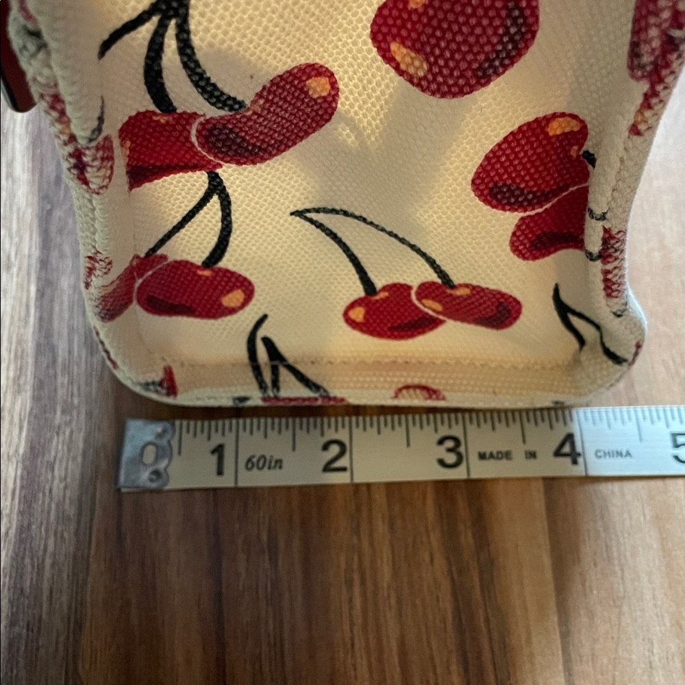 🍒Coach New York Cherry Print Canvas Tote🍒 - Picture 11 of 11